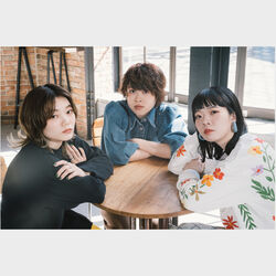 Picture of SHISHAMO
