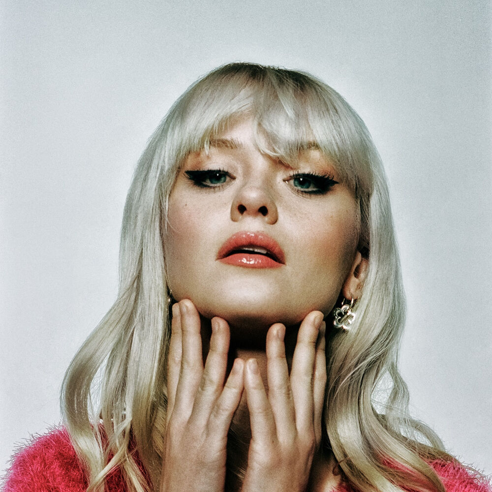 Picture of Maisie Peters
