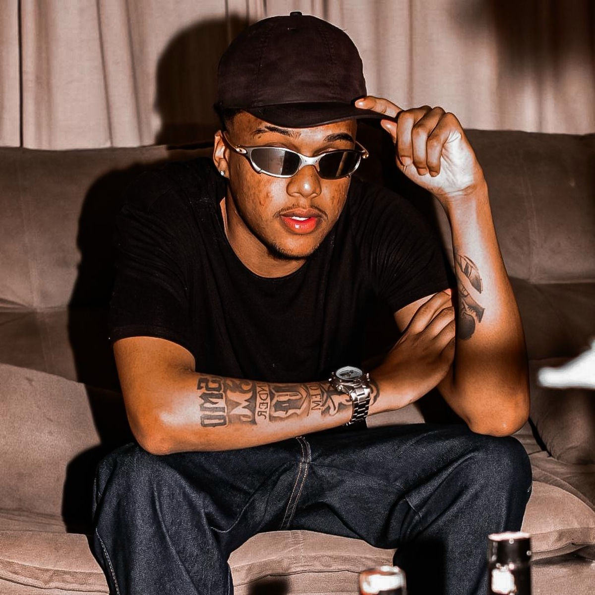 Artist picture of eutazz