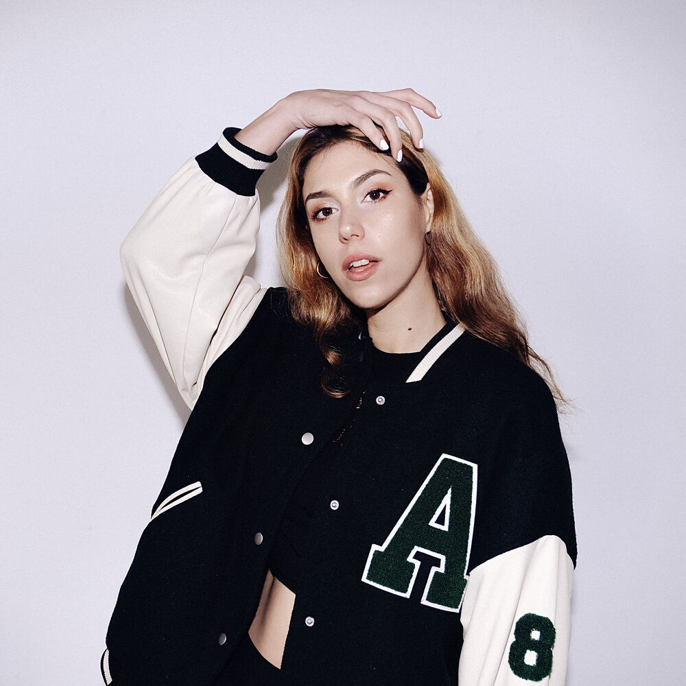 Picture of Natalie Shay