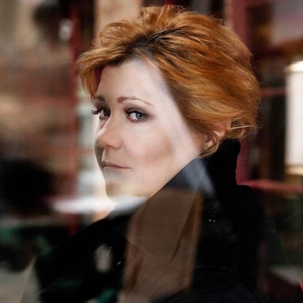 Picture of Lora Szafran