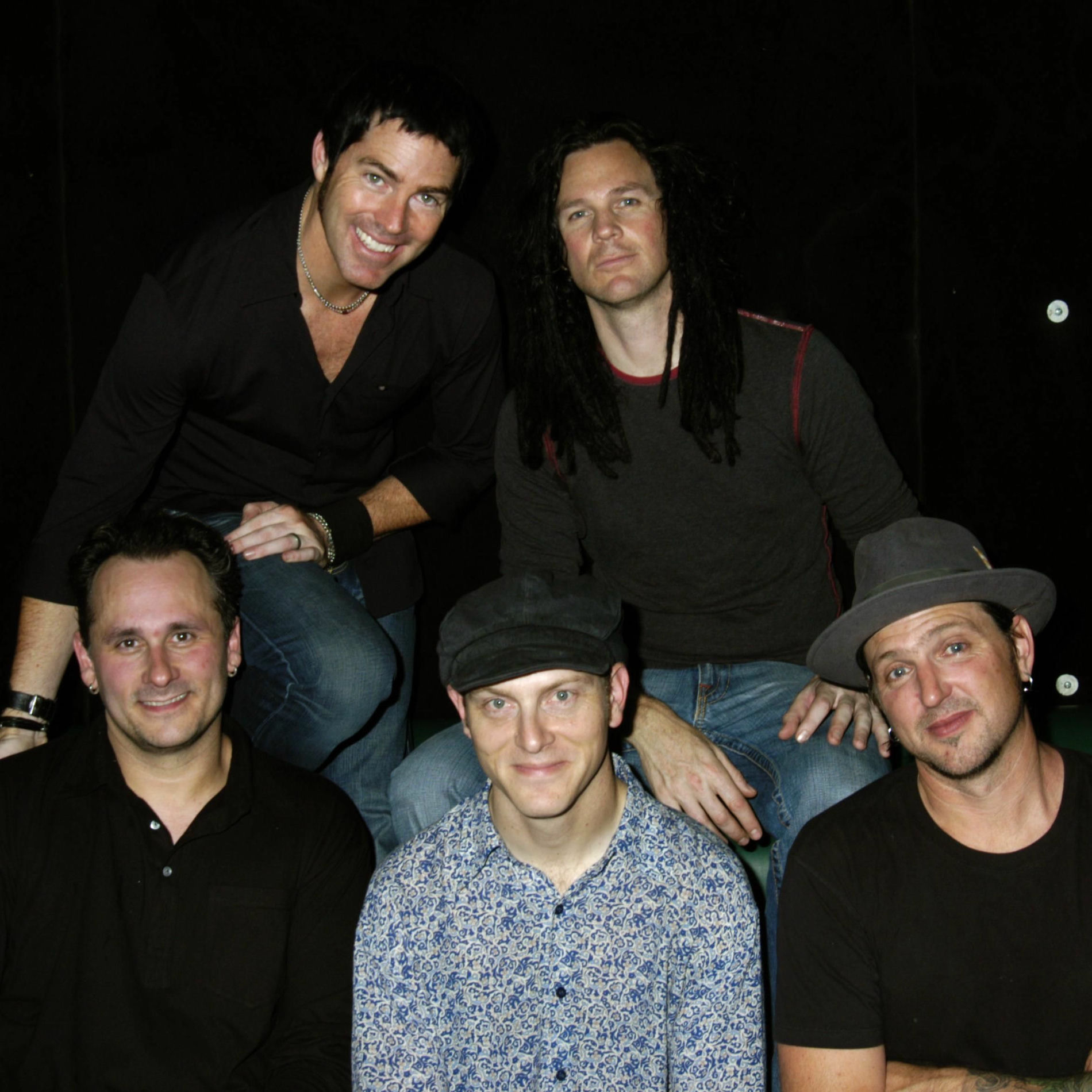 Artist picture of Dishwalla