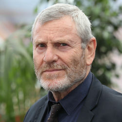 Tcheky Karyo