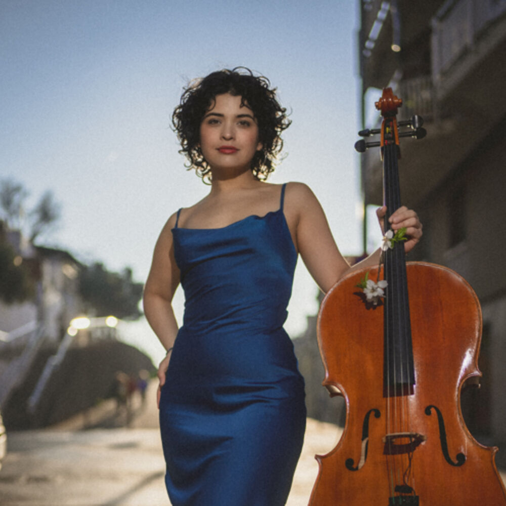 Picture of Ana Carla Maza