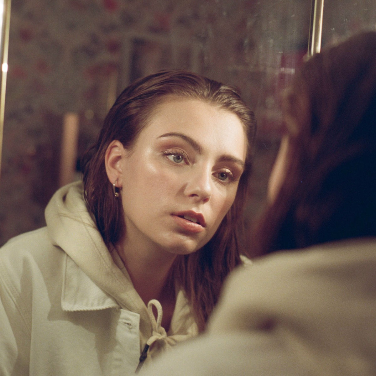 Artist picture of Carys