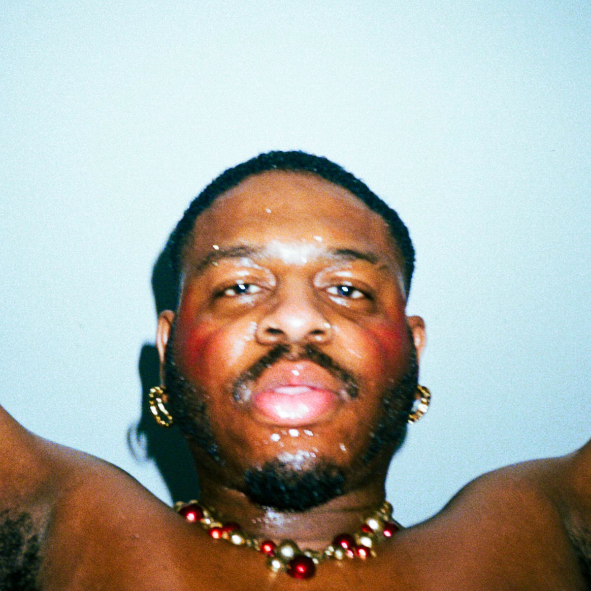 Artist picture of Qhairo