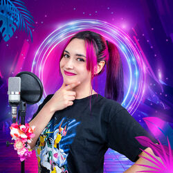 Picture of Hitomi Flor