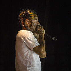 Picture of 6IX9INE