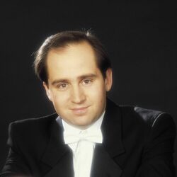 Picture of Emile Naoumoff