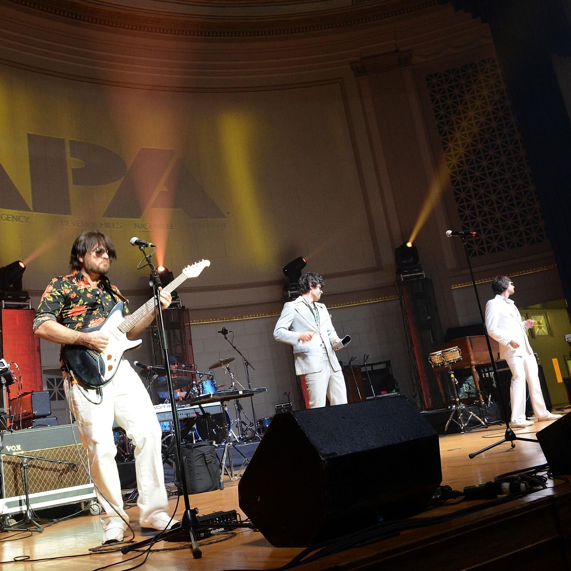 Artist picture of Yacht Rock Revue
