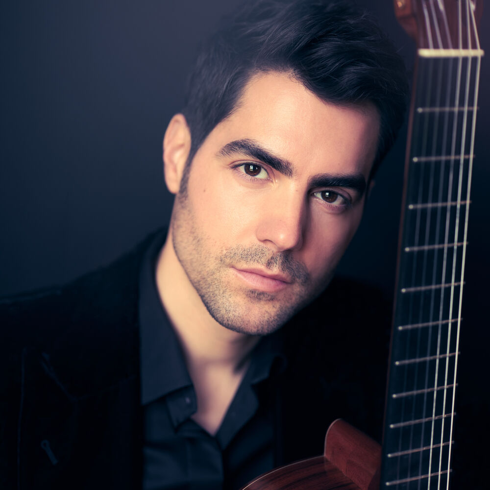 Picture of Milos Karadaglic