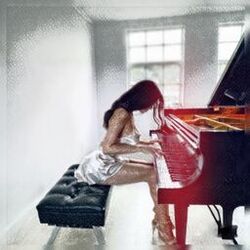 Lola Astanova