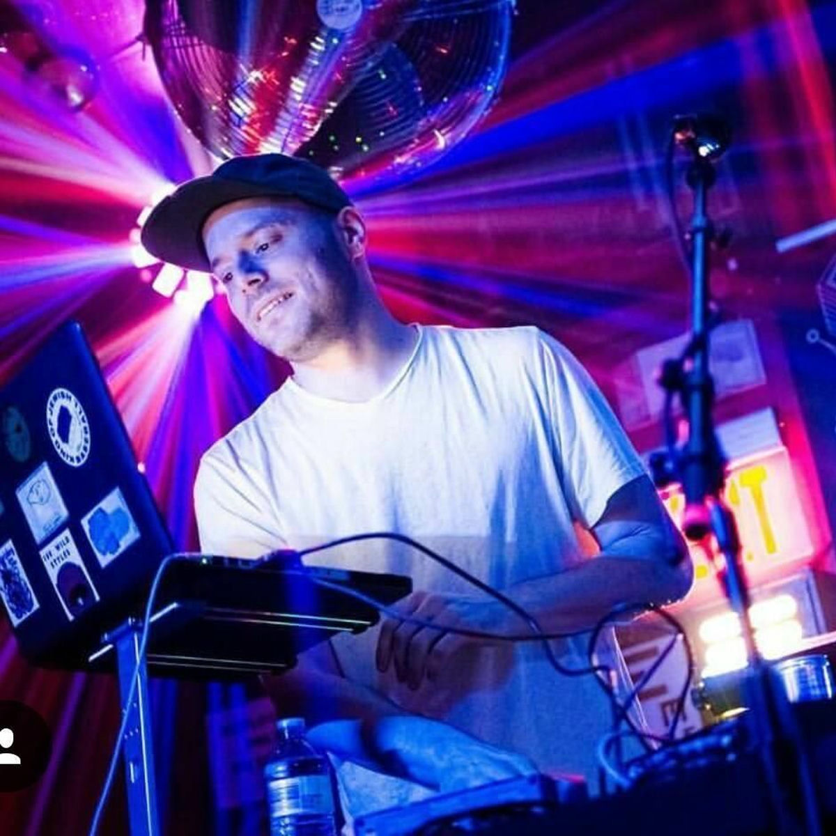 Artist picture of Blockhead