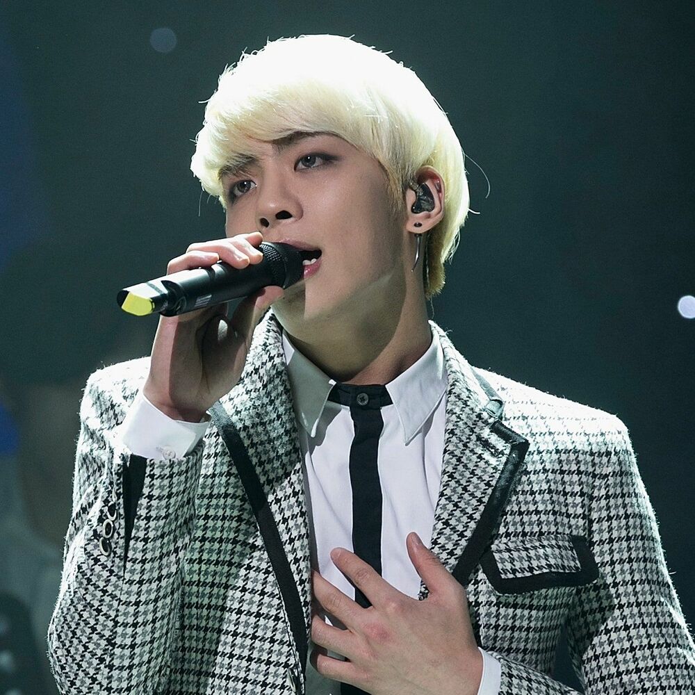 Picture of JONGHYUN
