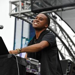Picture of Lunice