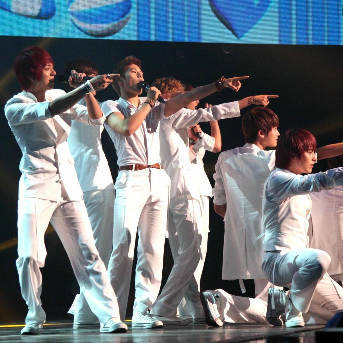 レビュー高評価の商品！ ZE:A Lyrics, Songs, and Albums