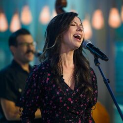 Picture of Joy Williams