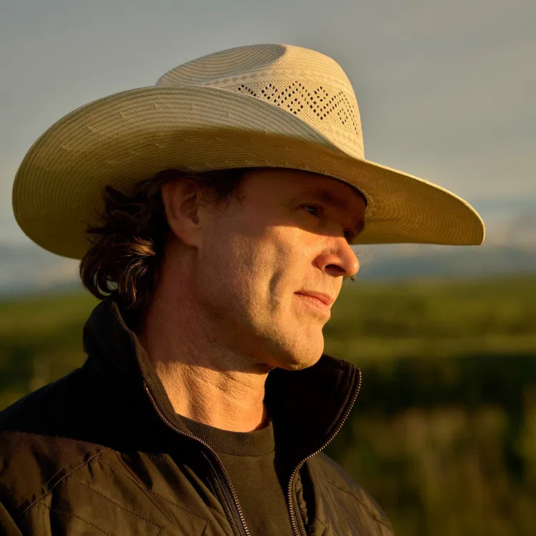 Corb Lund