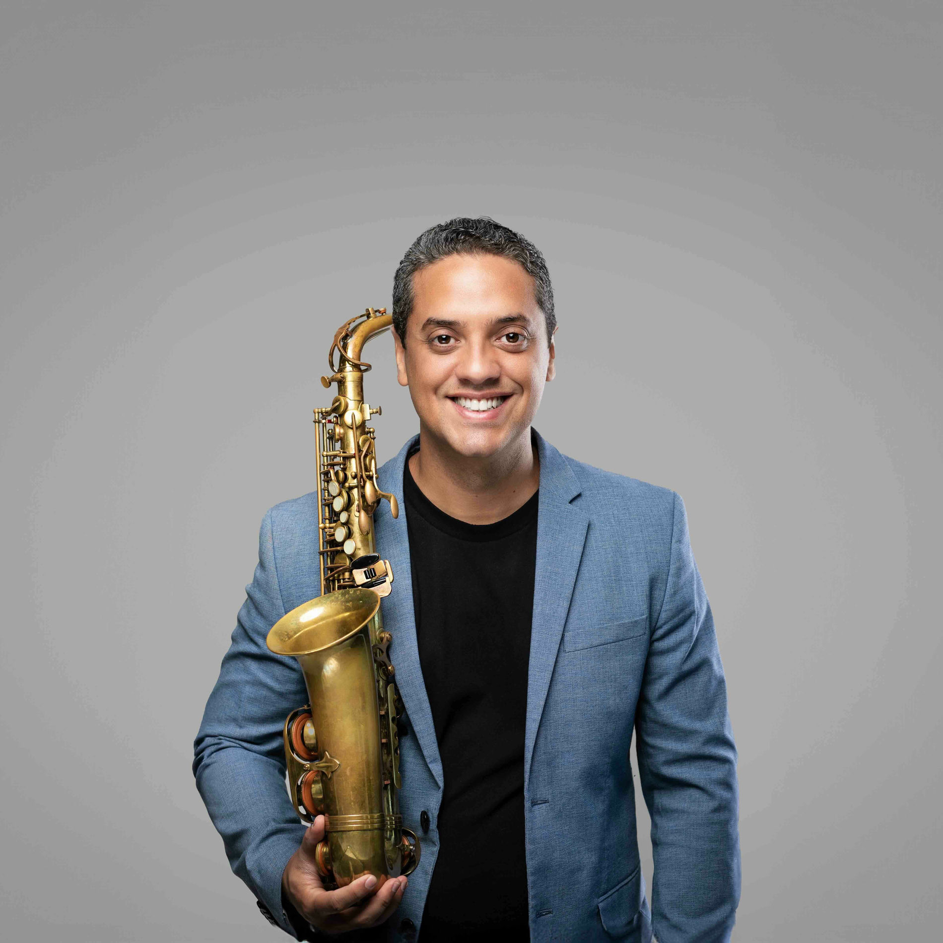 Artist picture of Douglas Lira