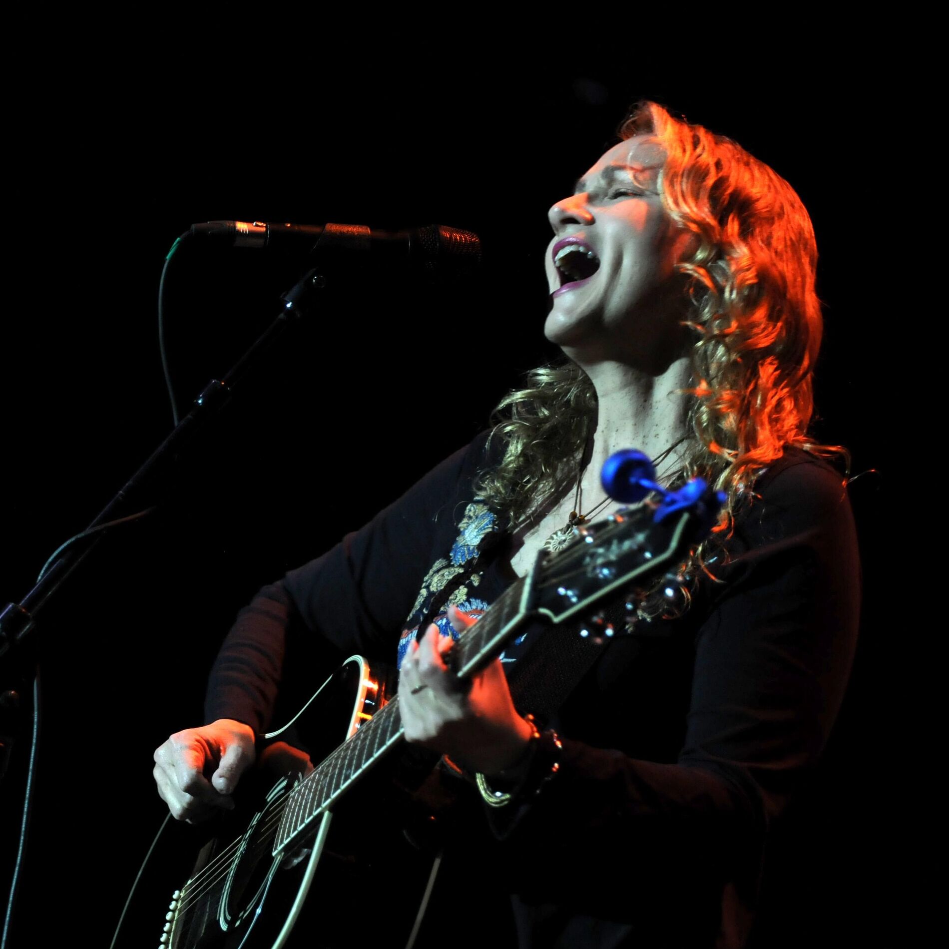 Artist picture of Joan Osborne