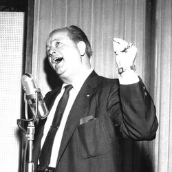 Picture of Gene Austin