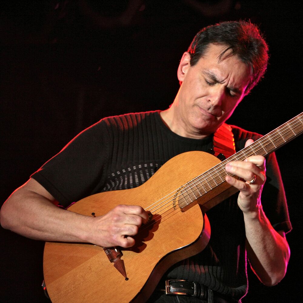 Picture of Ken Navarro