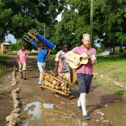 Picture of Isaac Birituro & The Rail Abandon