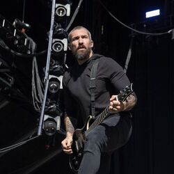 Picture of Clint Lowery