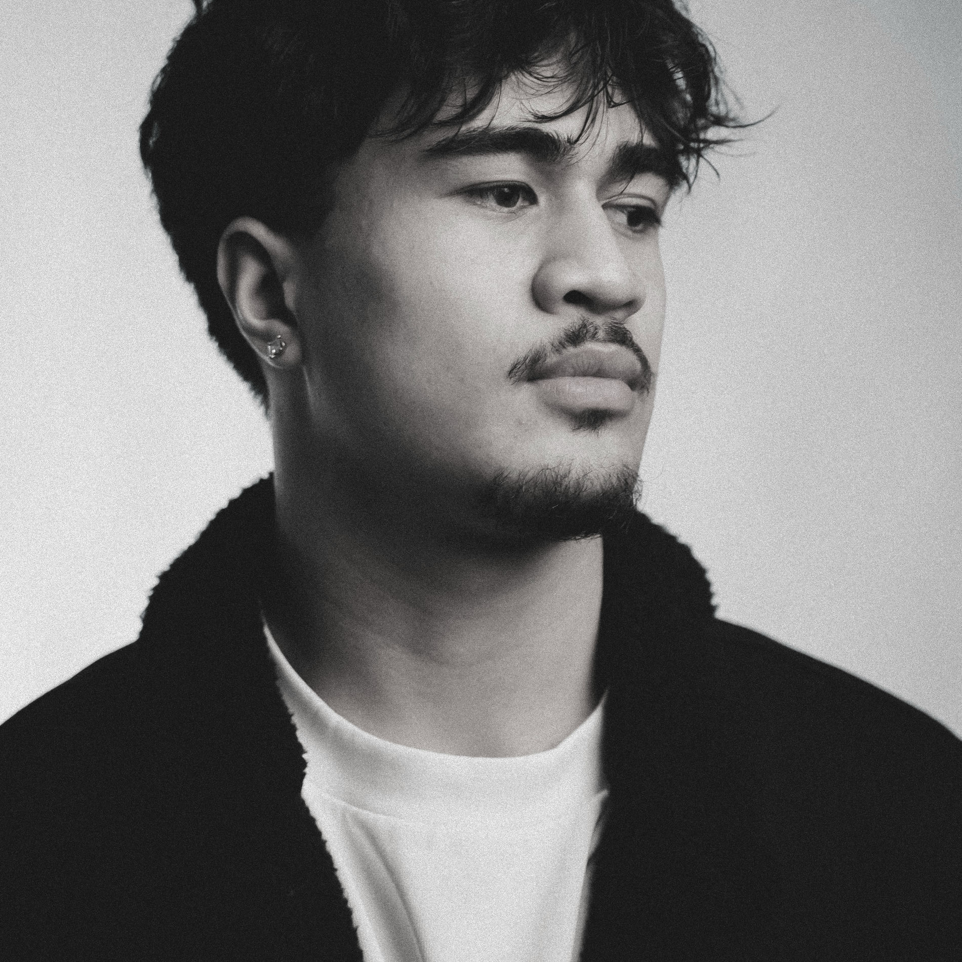 Artist picture of teo glacier