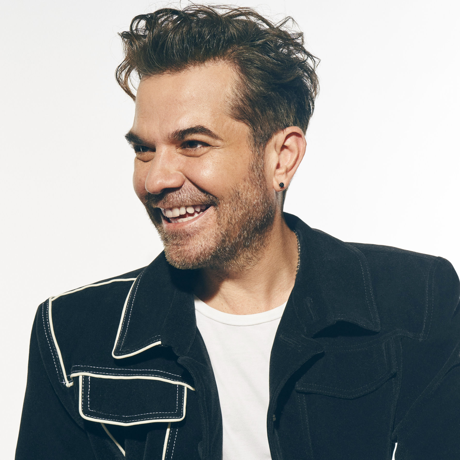 Artist picture of Kenan Dogulu