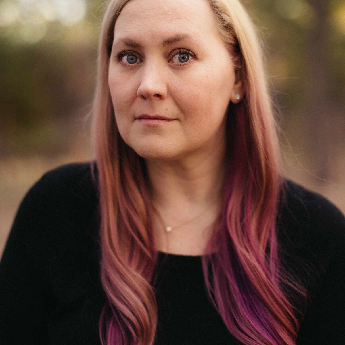 Artist picture of Rebecca Yarros