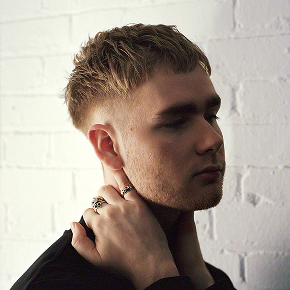 Artist picture of Mura Masa