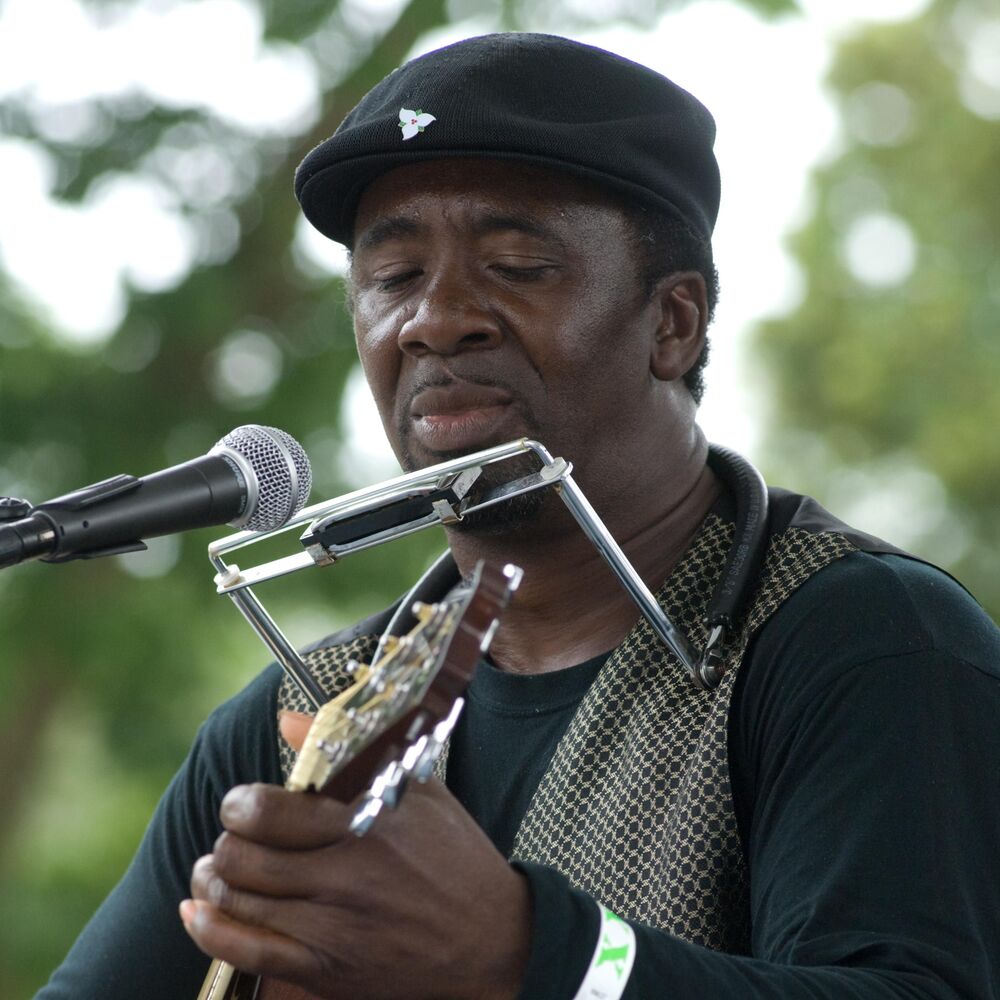Picture of Terry Harmonica Bean