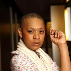 Picture of Krystle Warren