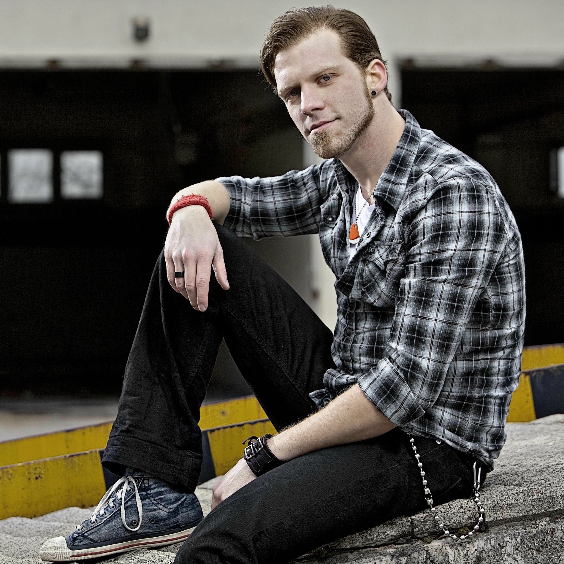 Artist picture of Tobias Regner