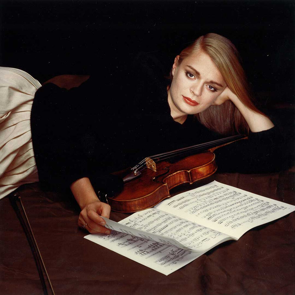 Picture of Angèle Dubeau