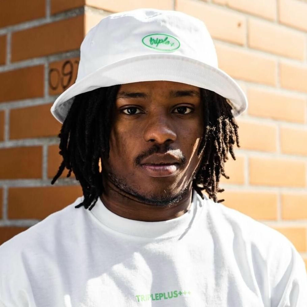 Photo de l'artiste 1PLIKÉ140