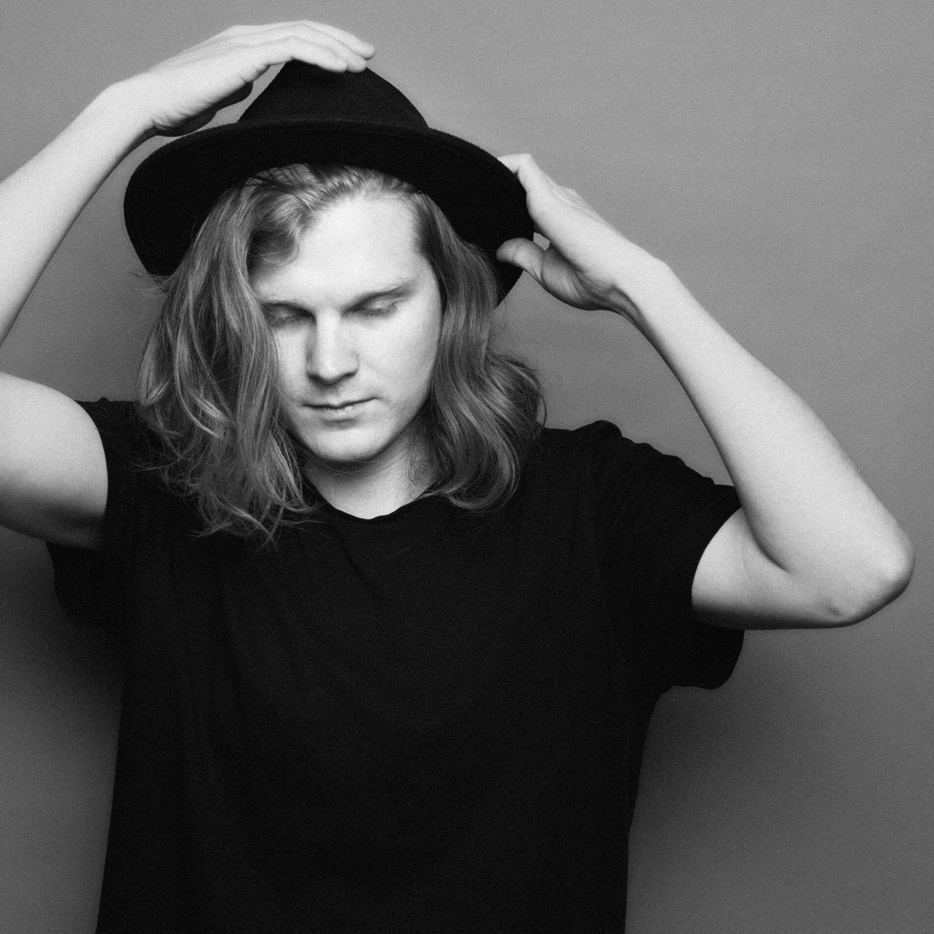 Artist picture of Axel Ehnström
