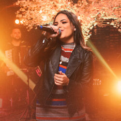Picture of Nicole Souza