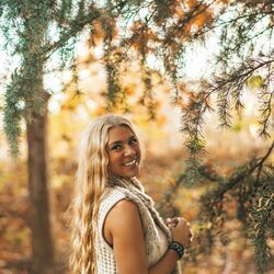 Picture of Julia Cole