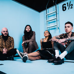 Picture of THE SKINTS