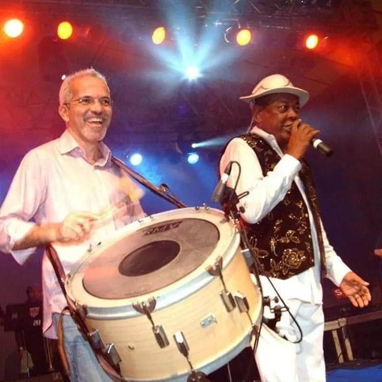 Zinho E Banda Girassol