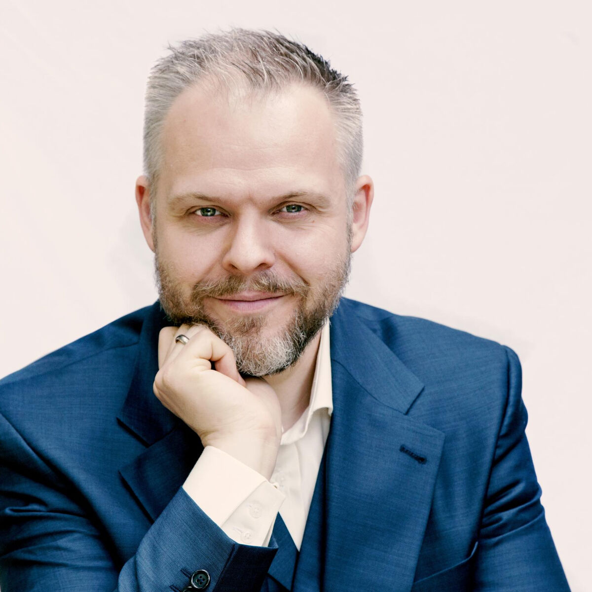 Artist picture of Hinrich Alpers