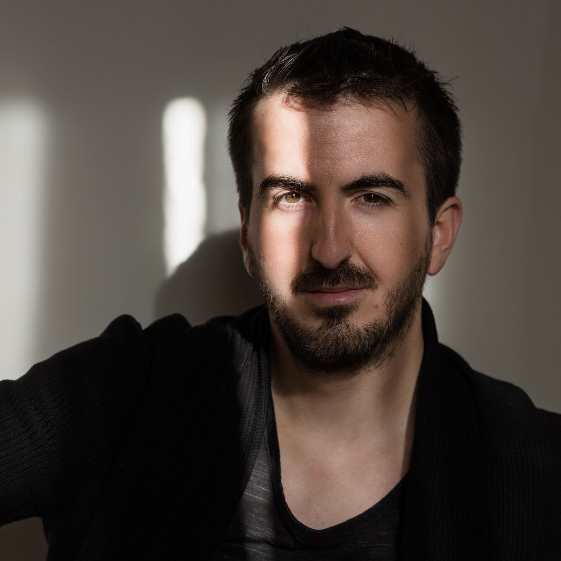 Artist picture of Julien Simoni