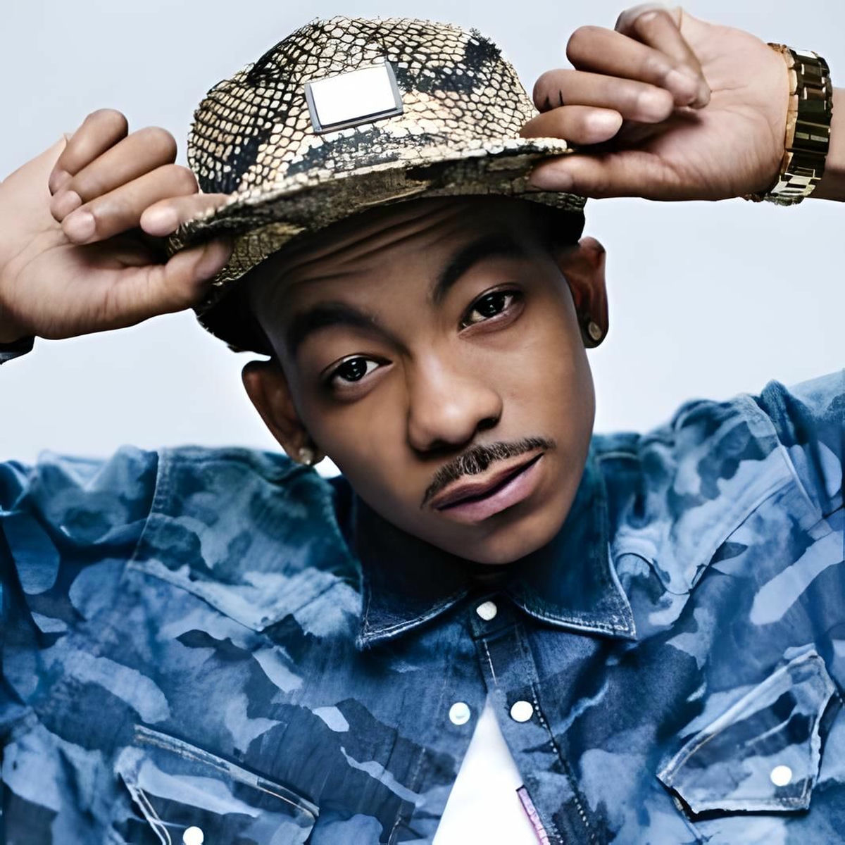 TeeFLii