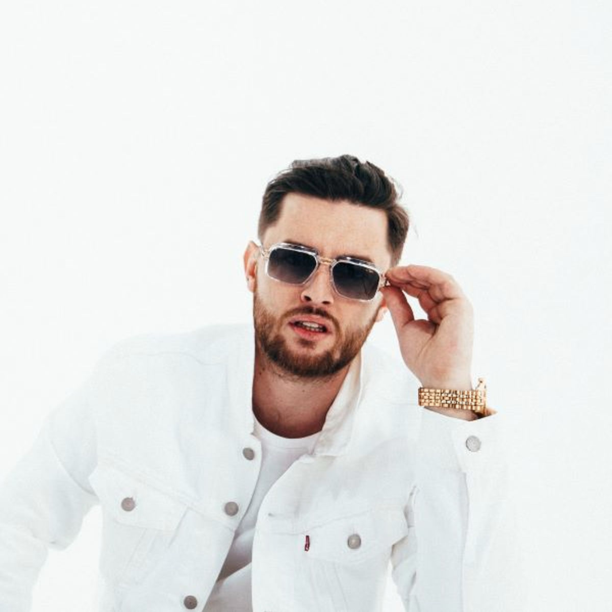 Artist picture of Bausa