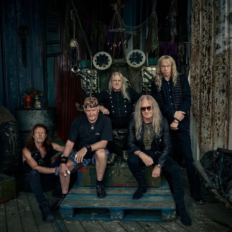 Saxon