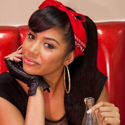 Picture of Tenelle