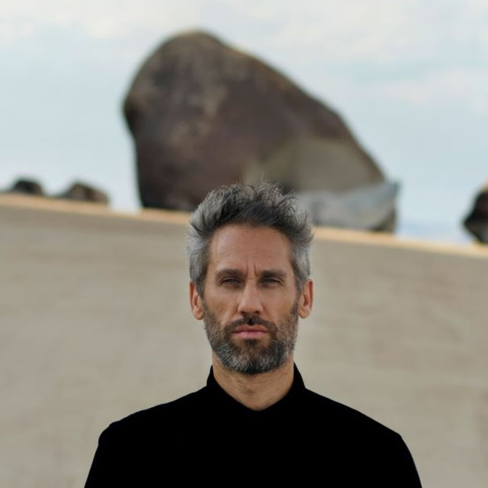 Picture of Rob Simonsen