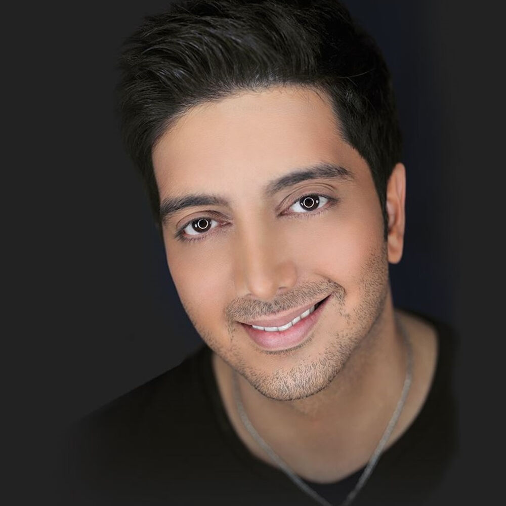 Picture of Farzad Farzin